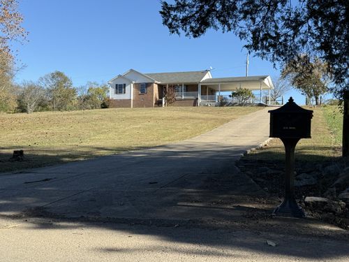 125 Claiborne Ln, Hartsville, TN, 37074-3793 | Card Image