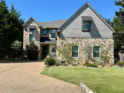 137 Roaring Fork Cir, Gordonville, TX, 76245-3068 | Card Image