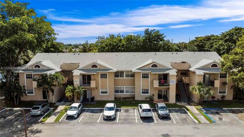 9k-1971 Nw 96th Ter, Pembroke Pines, FL, 33024-3031 | Card Image