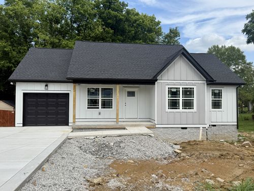 2063 Justice St, Greenbrier, TN, 37073-5661 | Card Image