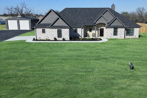 25 Pear Tree Ln, Collinsville, TX, 76233-1500 | Card Image