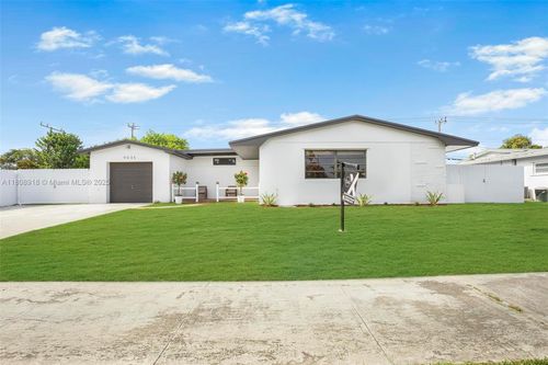 9035 Sw 198th Ter, Cutler Bay, FL, 33157-8910 | Card Image