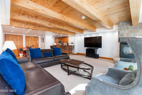 103-390 E Lionshead Cir, Vail, CO, 81657-5263 | Card Image