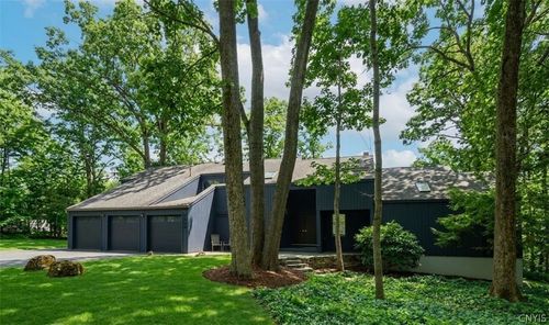 7807 Clearwater Cir, Manlius, NY, 13104-9326 | Card Image