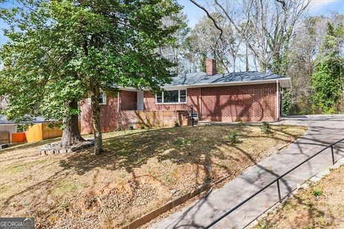 2763 Baker Ridge Dr Nw, ATLANTA, GA, 30318-7258 | Card Image