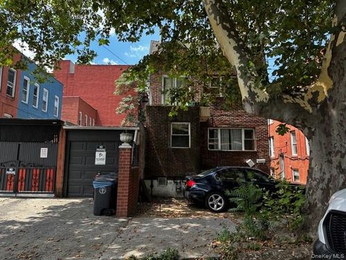 50 E 56th Street, New York, NY, 11203 | Card Image