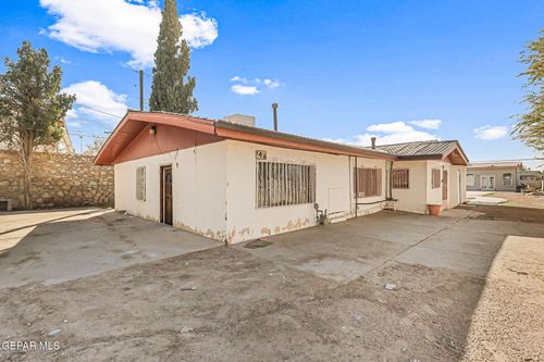 148 Champie Ln, El Paso, TX, 79915-3610 | Card Image
