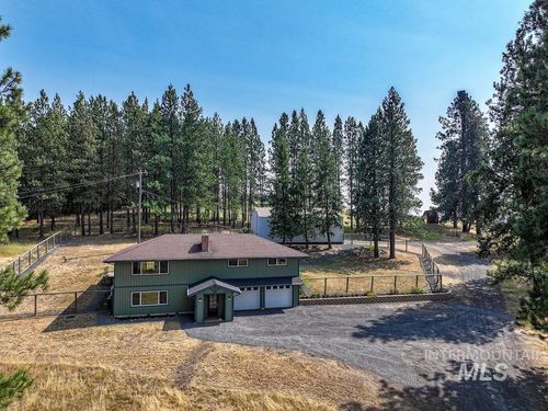 3851 Highway 8, Troy, ID, 83871-9687 | Card Image