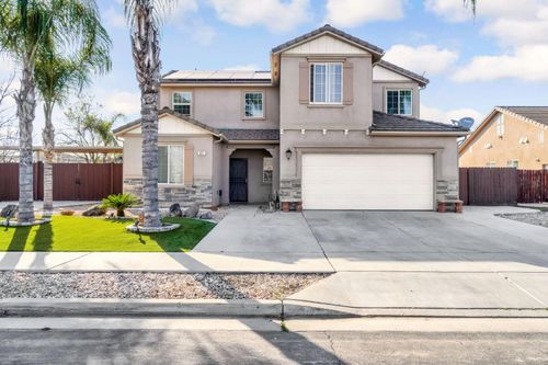 877 Sandra Ave, Sanger, CA, 93657-5404 | Card Image