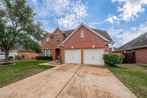 7610 Waterlilly Ln, Pearland, TX, 77581-7556 | Card Image