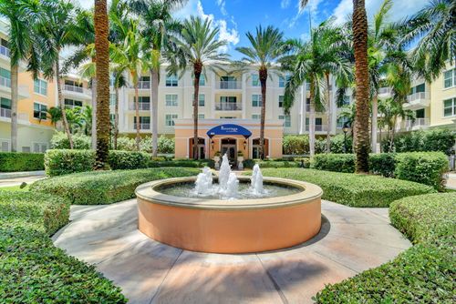 316-802 W Windward Way, Lantana, FL, 33462-8001 | Card Image