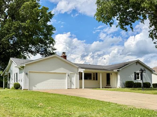 1008 Columbus Cir S, Ashland, OH, 44805 | Card Image