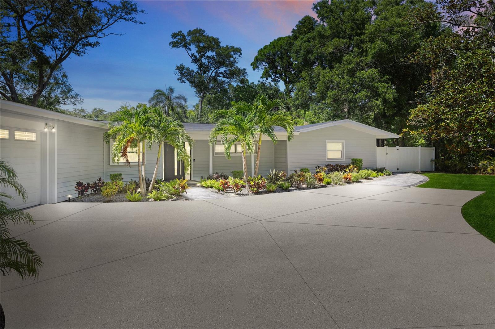 40th Ave, Saint Petersburg, FL 33709