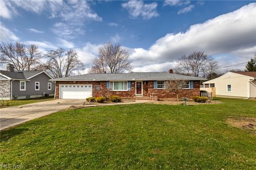 5143 Calla Ave Nw, Warren, OH, 44483-1219 | Card Image