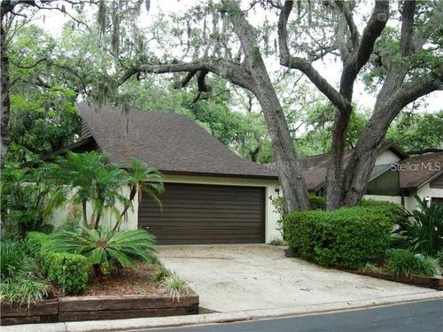 10-4512 Sweetwater Lake Drive, Tampa, FL, 33613 | Card Image