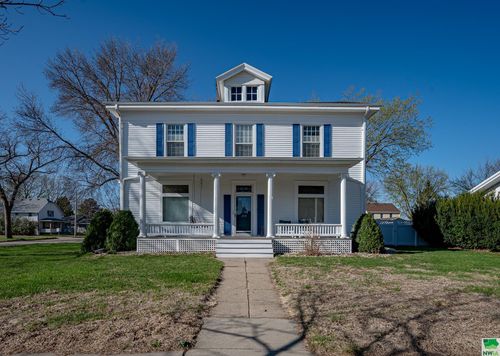 212 E Washington St, Elk Point, SD, 57025-2394 | Card Image
