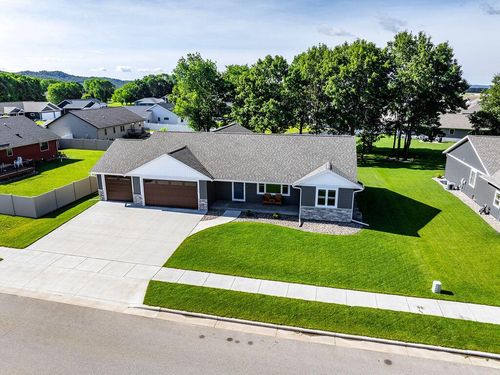 1822 Brooklyn Pl, Holmen, WI, 54636-5603 | Card Image