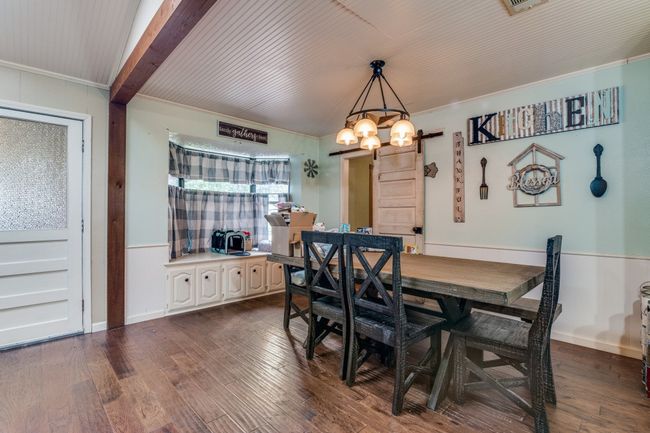 Charming Eat-In Kitchen | Image 4