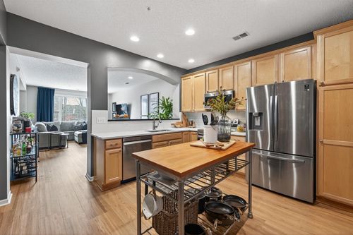 apt-202-11343 Stratton Ave, Eden Prairie, MN, 55344-4477 | Card Image