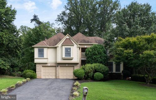 11665 Gilman Ln, HERNDON, VA, 20170-2420 | Card Image