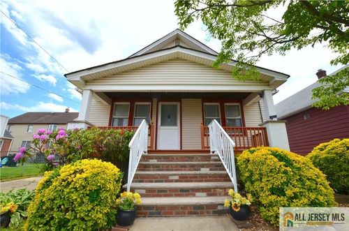 24 Joseph St, South River, NJ, 08882-1520 | Card Image