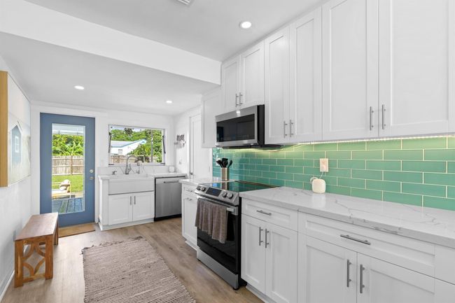 826 Se 4 Th Ave, House other with 2 bedrooms, 2 bathrooms and null parking in Delray Beach FL | Image 12
