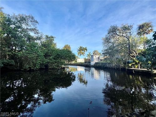 10141 Kentucky St, BONITA SPRINGS, FL, 34135-4867 | Card Image