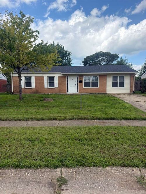 309 Funston Ave, New Carlisle, OH, 45344-1334 | Card Image