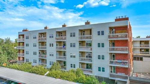 401-1325 Park Ave Sw, Albuquerque, NM, 87102-2870 | Card Image