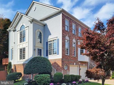 9561 Lagersfield Circle, Townhouse with 3 bedrooms, 3 bathrooms and null parking in VIENNA VA | Image 1