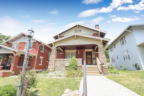529 W Logan St, MOBERLY, MO, 65270-1630 | Card Image