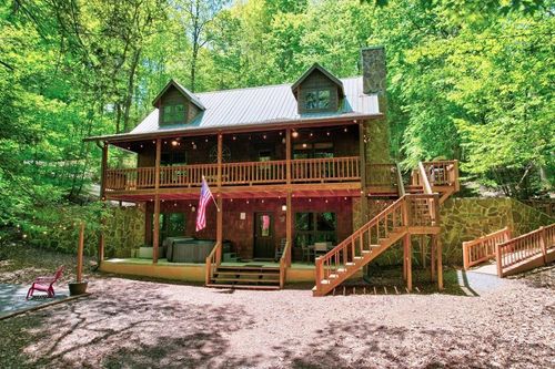 56 Laurel Dr, Blue Ridge, GA, 30513-4356 | Card Image