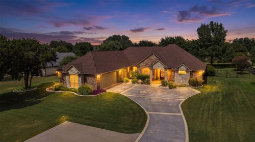 2116 Wood Duck Ln, Granbury, TX, 76049-5573 | Card Image