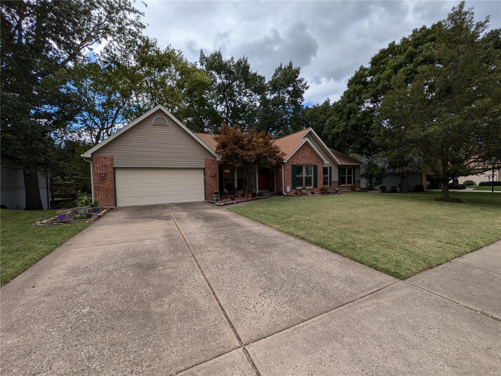 Black Forest Dr, Saint Charles, MO 63301