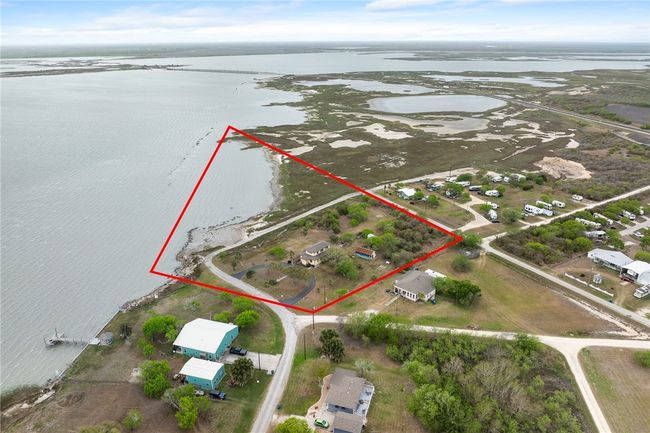 201 Copano Bay Dr, House other with 3 bedrooms, 2 bathrooms and null parking in Bayside TX | Image 6