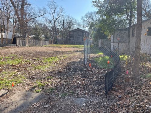 4521 Avenue D, Austin, TX, 78751-3005 | Card Image