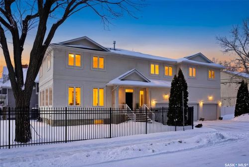 1980 Ottawa St, Regina, SK, S4P1P6 | Card Image