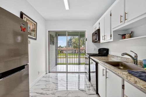 apt-204-5 Abbey Ln, Delray Beach, FL, 33446-1622 | Card Image