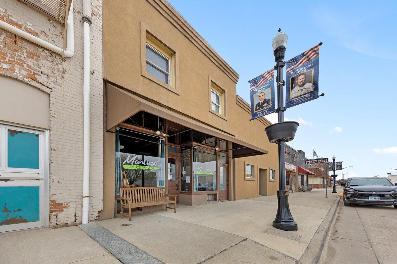 Commercial Sale in Pierre 2