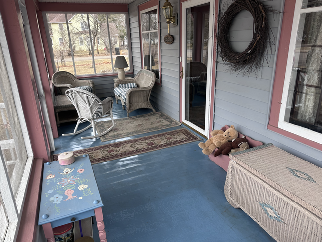 Screened Porch | Image 12