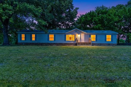 395 Charlotte Dr, Oakland, TN, 38060-4523 | Card Image