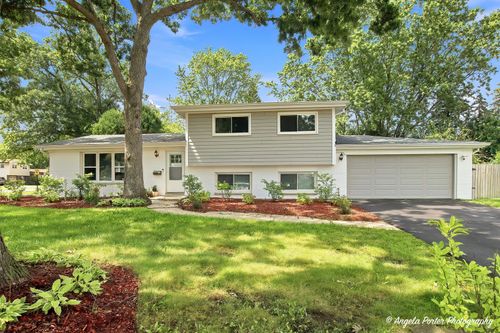 3500 Stonegate Road, Waukegan, IL, 60087 | Card Image