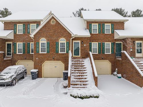 425 Andover Ct, Kingsport, TN, 37663-3085 | Card Image