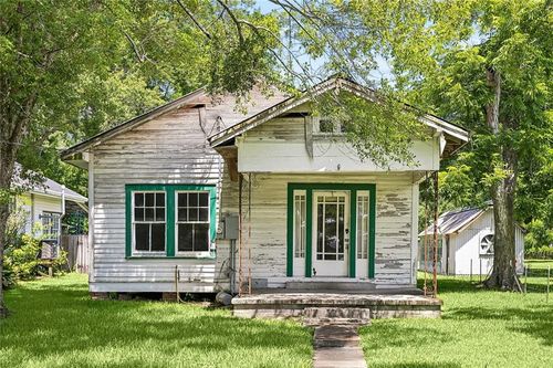540 Lafitte St, Mandeville, LA, 70448-5212 | Card Image