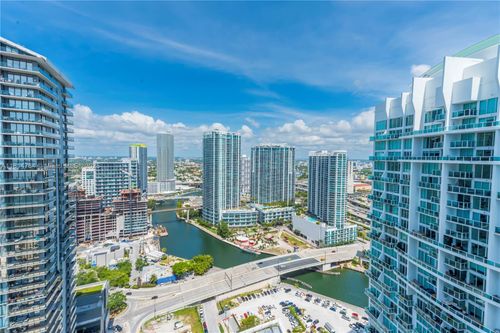 apt-4100-55 Se 6th St, Miami, FL, 33131-3056 | Card Image