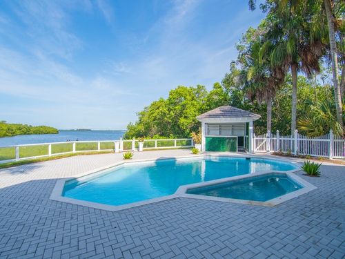 1635 S Highway A1a, Vero Beach, FL, 32963-3110 | Card Image