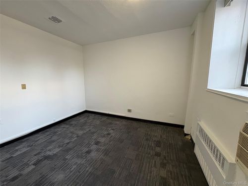 1d-86-35 Queens Blvd, New York, NY, 11373 | Card Image