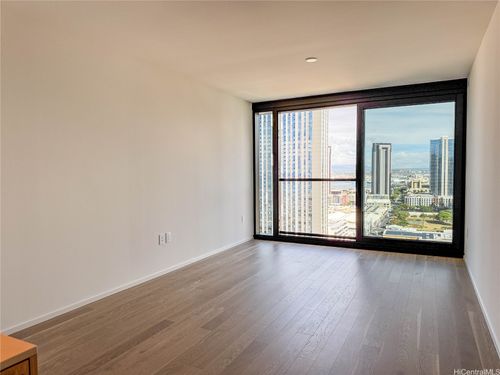 2205-333 Ward Ave, Honolulu, HI, 96814-4107 | Card Image