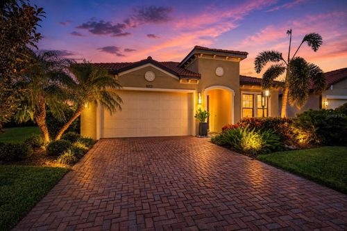 10121 Marbella Drive, BRADENTON, FL, 34211 | Card Image