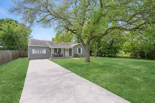 3029 Taylor St, La Marque, TX, 77568-3623 | Card Image